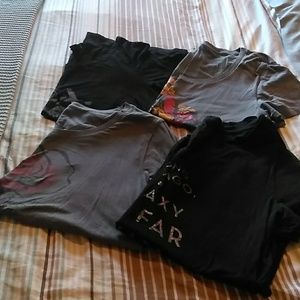 Torrid size 3 (22-24) lot of 4 graphic Tees